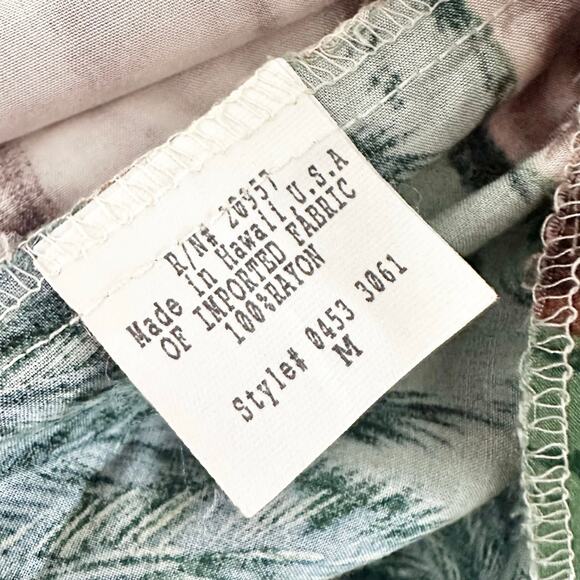 Tori Richards Vintage Hawaii Front Back Graphic Pink Cadillac Convertible Shirt - Picture 7 of 11